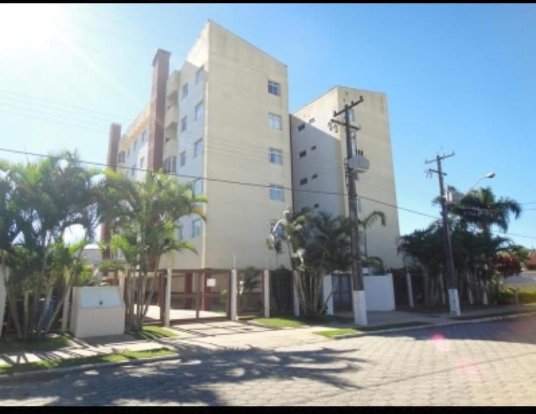 Apartamento Praia غواراتوبا المظهر الخارجي الصورة